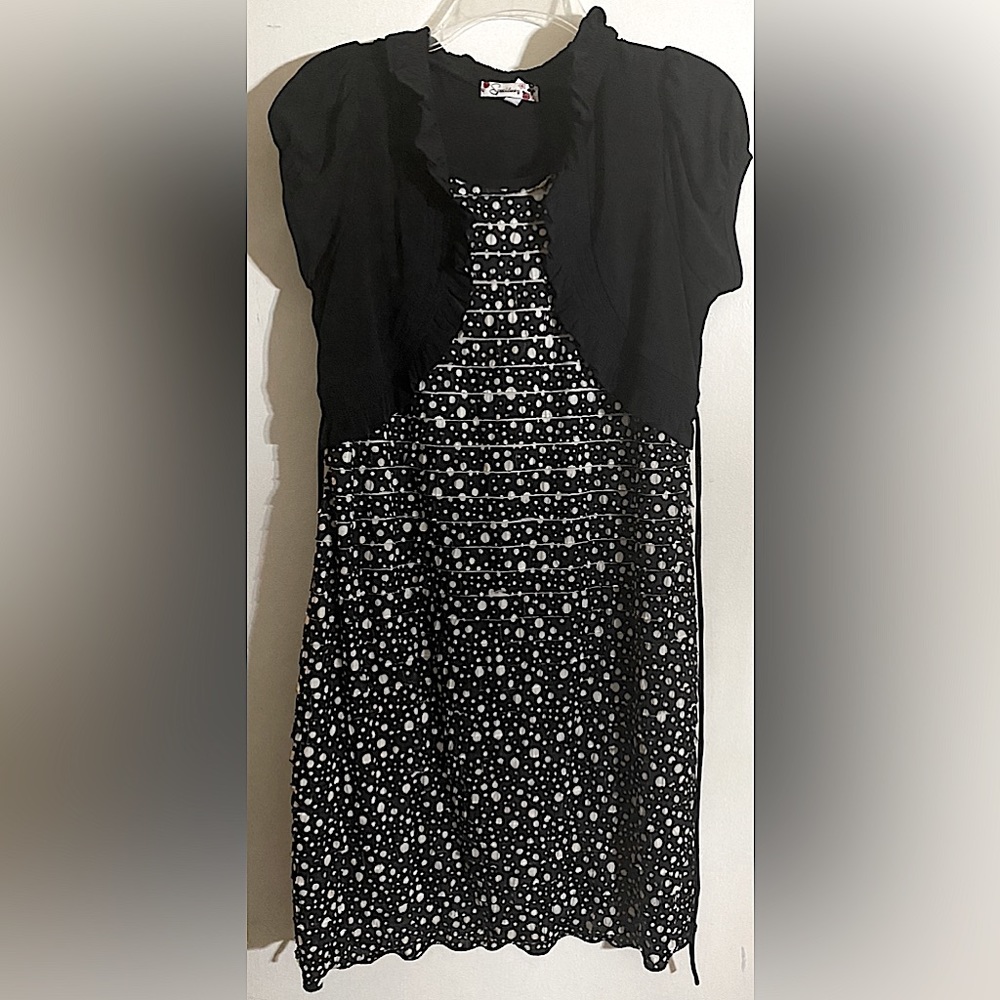 Black and white dress